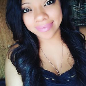 Meet your Posher, Noemi